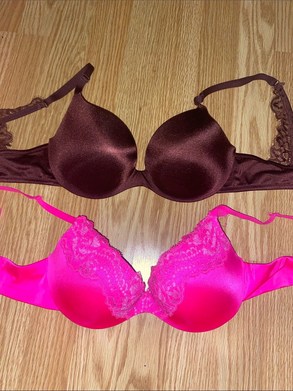 Bundle of 2 push up La Senza bras 32C